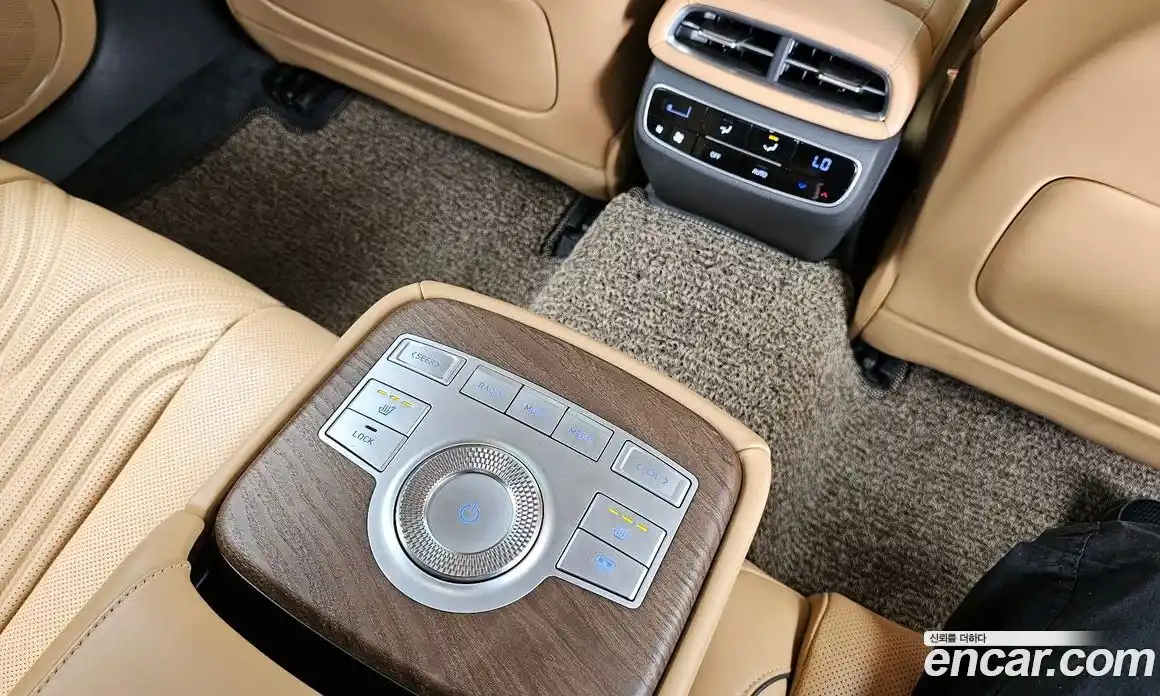 Genesis G80 2020 2.5 Классический в Москве № 1010127, фото 19