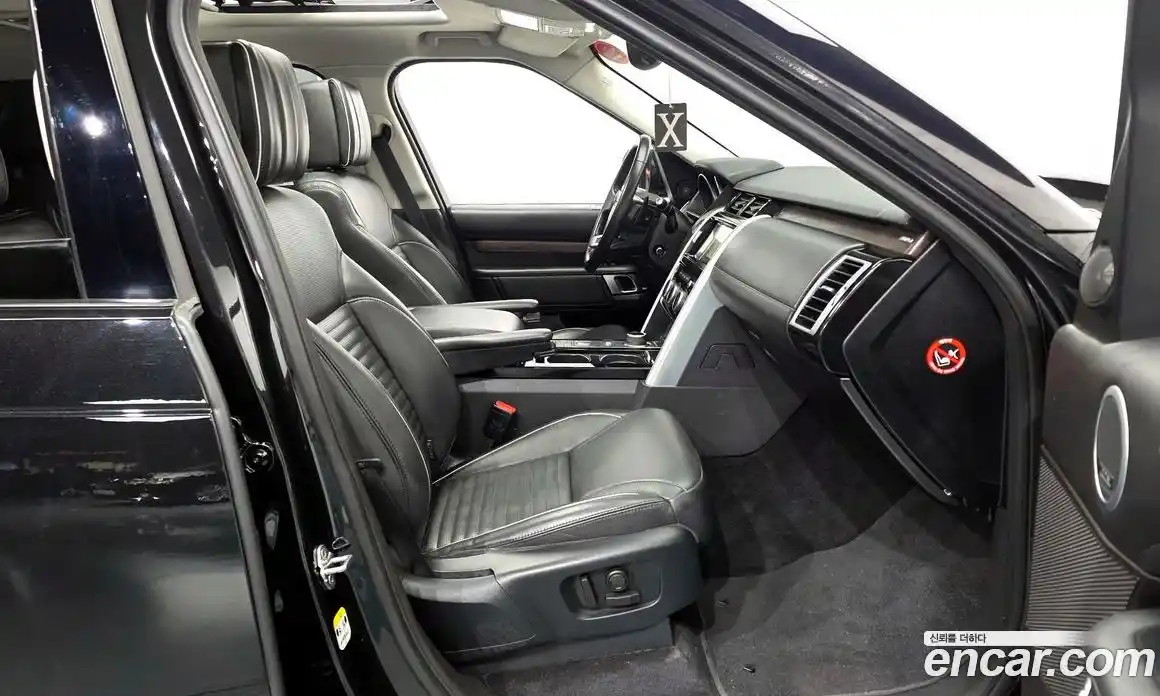Land Rover Discovery 2017 3.0 гидро в Москве № 1013485, фото 11