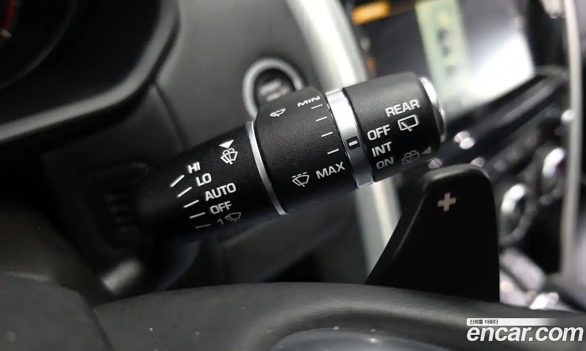 Land Rover Discovery 2017 3.0 гидро в Москве № 1013485, фото 16