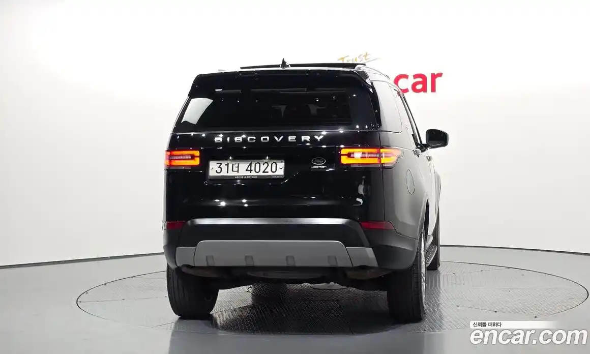 Land Rover Discovery 2017 3.0 гидро в Москве № 1013485, фото 4