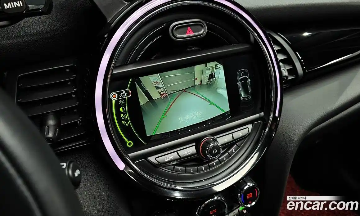 Mini Cooper 2017 1.5 гидро в Москве № 1013823, фото 16