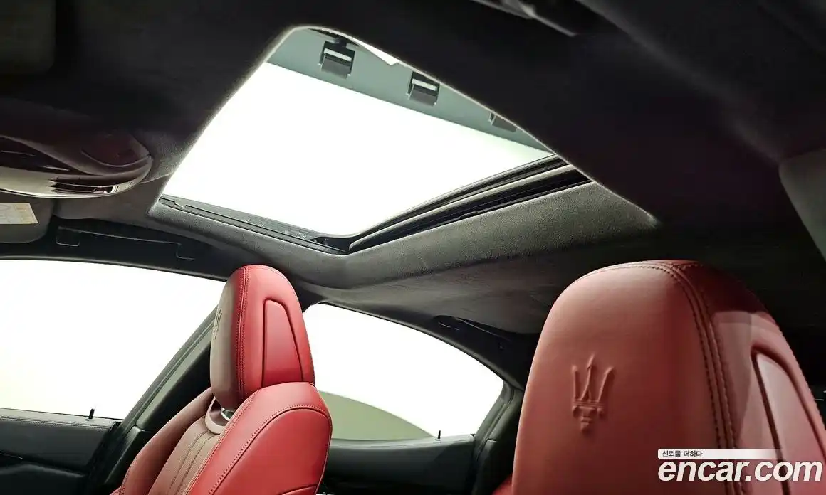 Maserati Ghibli 2022 3.0 гидро в Москве № 1015648, фото 19