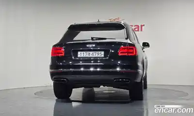 Bentley Bentayga 2018 6.0 гидро в Москве № 1016071, миниатюра 4