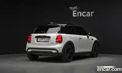 Mini Cooper 2023 1.5 гидро в Москве № 135225, миниатюра 2