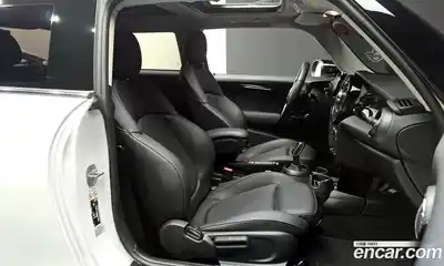 Mini Cooper 2023 1.5 гидро в Москве № 135225, миниатюра 10