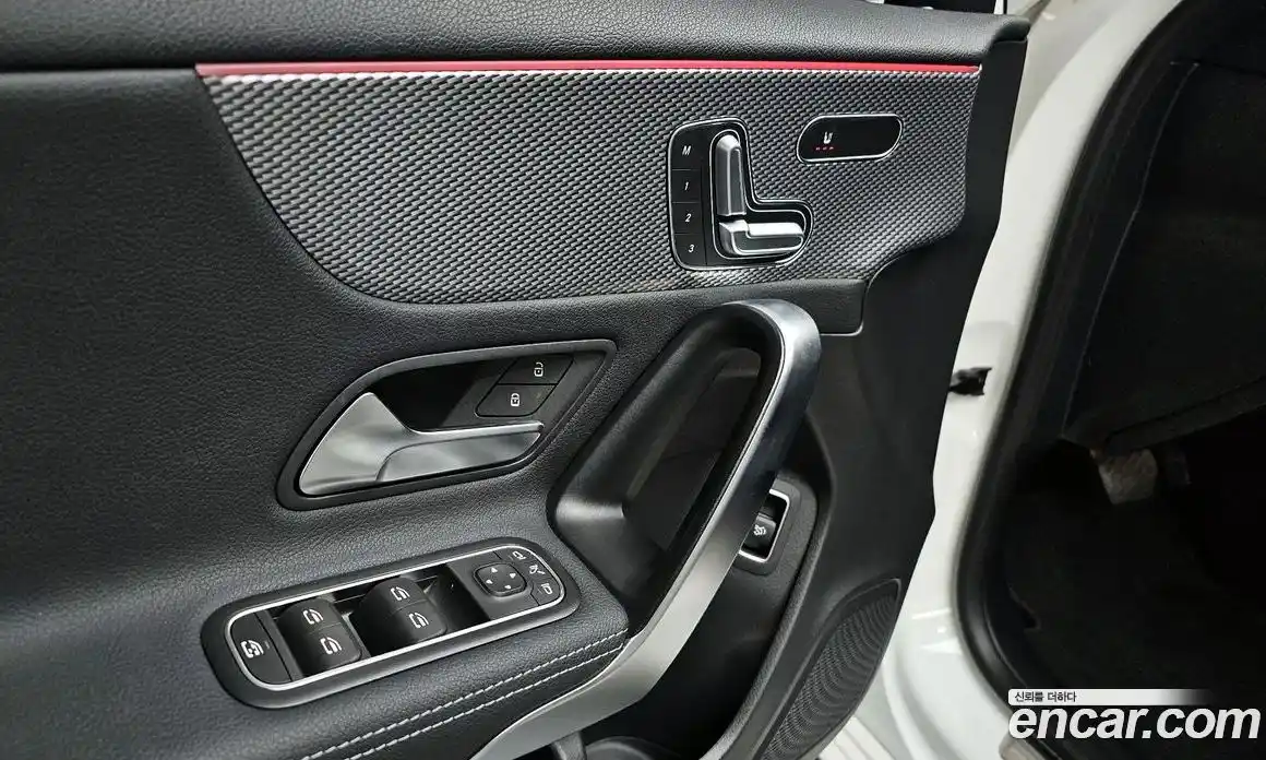 Mercedes-Benz A-Class 2021 2.0 гидро в Москве № 137069, фото 17