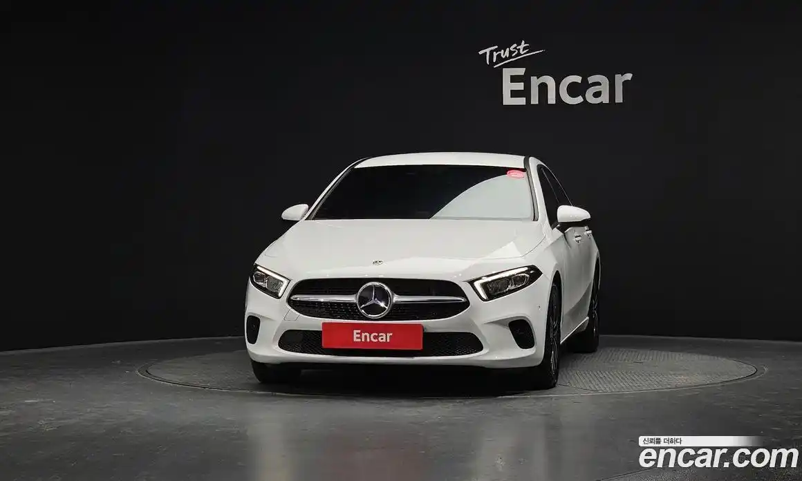 Mercedes-Benz A-Class 2021 2.0 гидро в Москве № 137069, фото 3