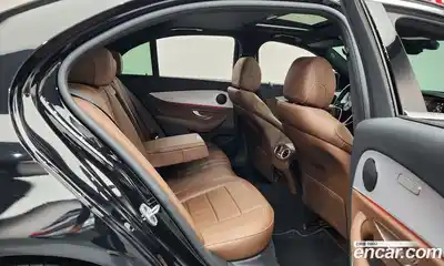 Mercedes-Benz E-Class 2021 2.0 гидро в Москве № 137524, миниатюра 12