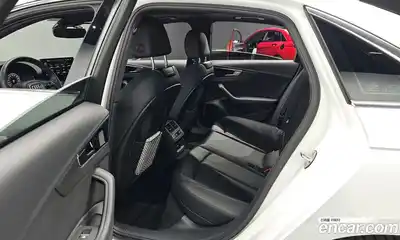 Audi A4 2023 2.0 гидро в Москве № 146587, миниатюра 11