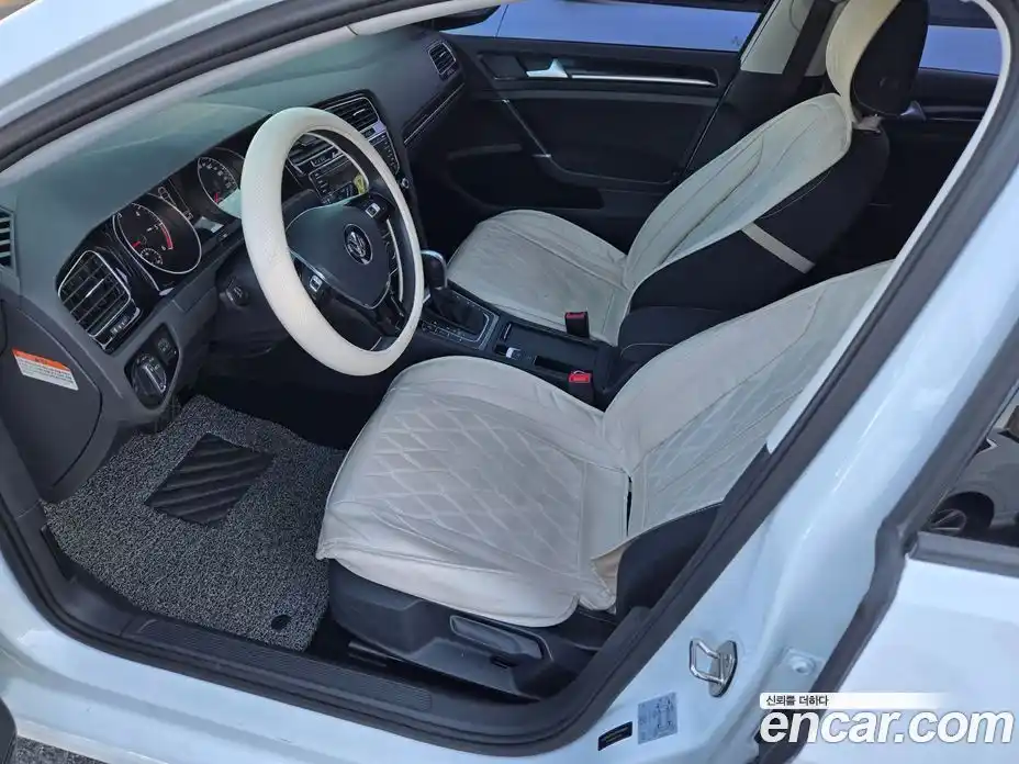 Volkswagen Golf 2014 1.6 гидро в Москве № 146912, фото 16