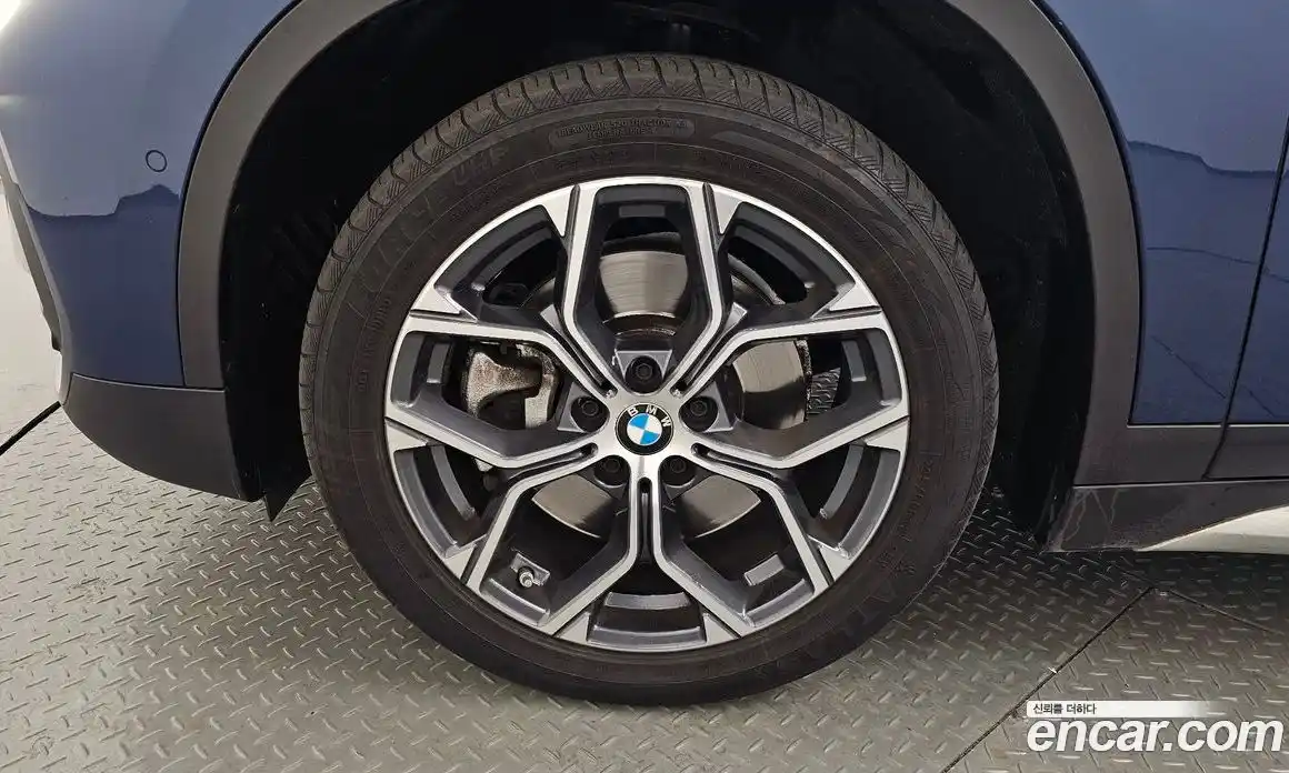 BMW X1 2021 2.0 гидро в Москве № 158606, фото 5