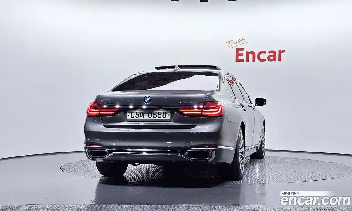BMW 7-Series 2015 4.4 гидро в Москве № 159179, фото 4