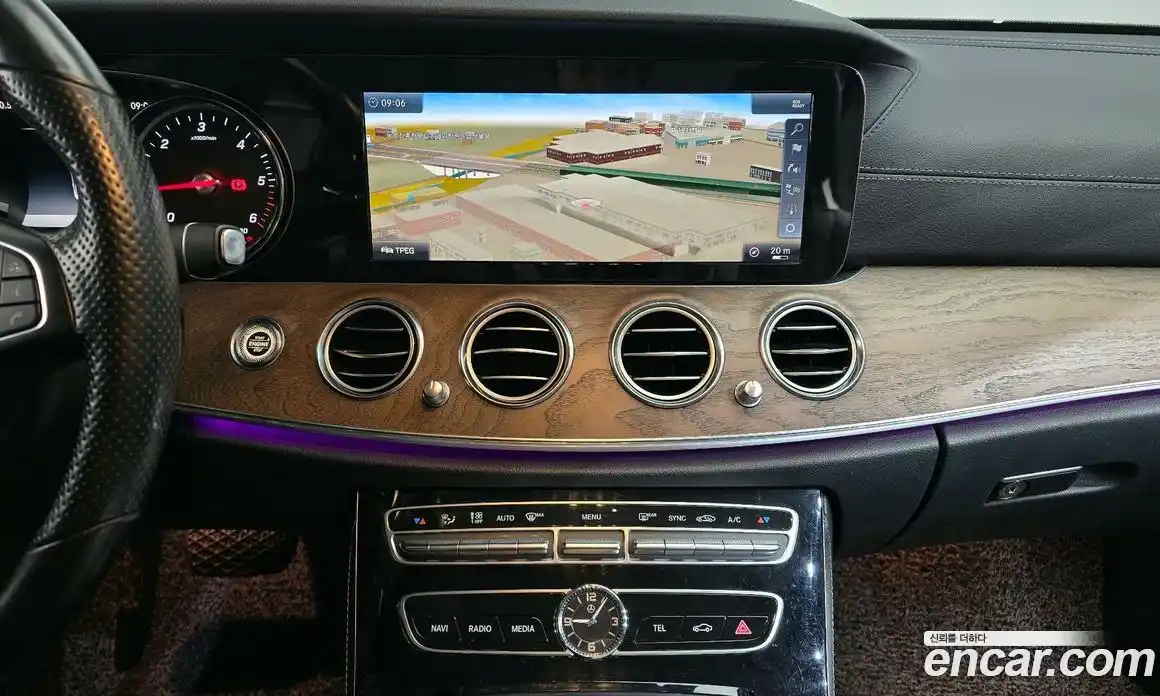 Mercedes-Benz E-Class 2018 1.9 гидро в Москве № 161815, фото 14