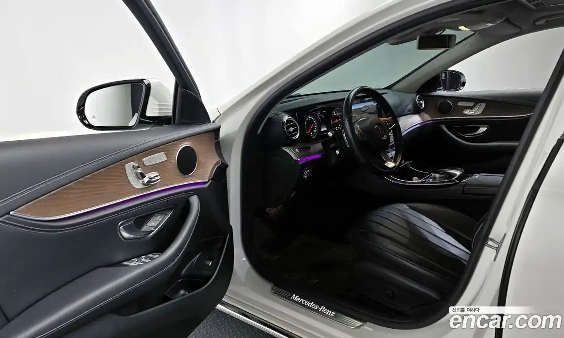 Mercedes-Benz E-Class 2018 1.9 гидро в Москве № 161815, фото 10