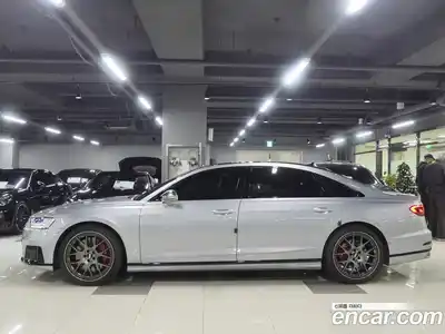 Audi S8 2020 4.0 гидро в Москве № 163990, миниатюра 2