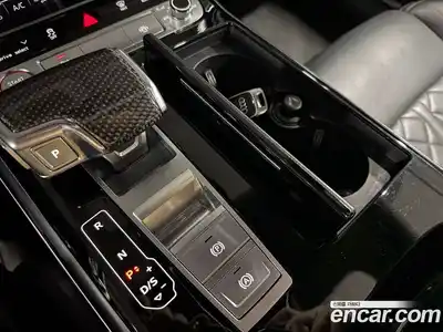 Audi S8 2020 4.0 гидро в Москве № 163990, миниатюра 9