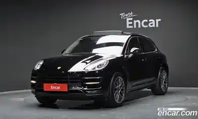 Porsche Macan, 2014