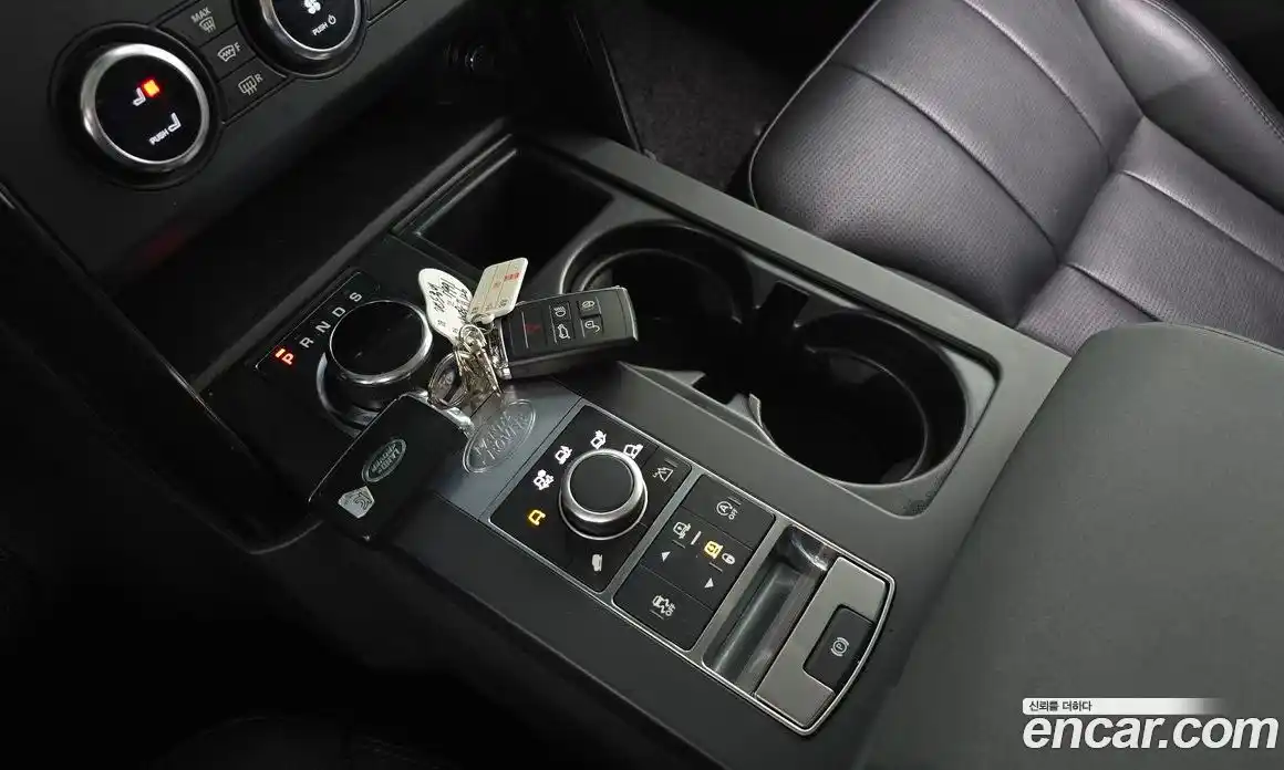 Land Rover Discovery 2019 3.0 гидро в Москве № 166127, фото 9
