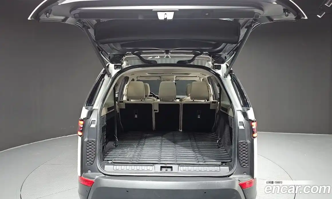 Land Rover Discovery 2019 3.0 гидро в Москве № 166647, фото 20