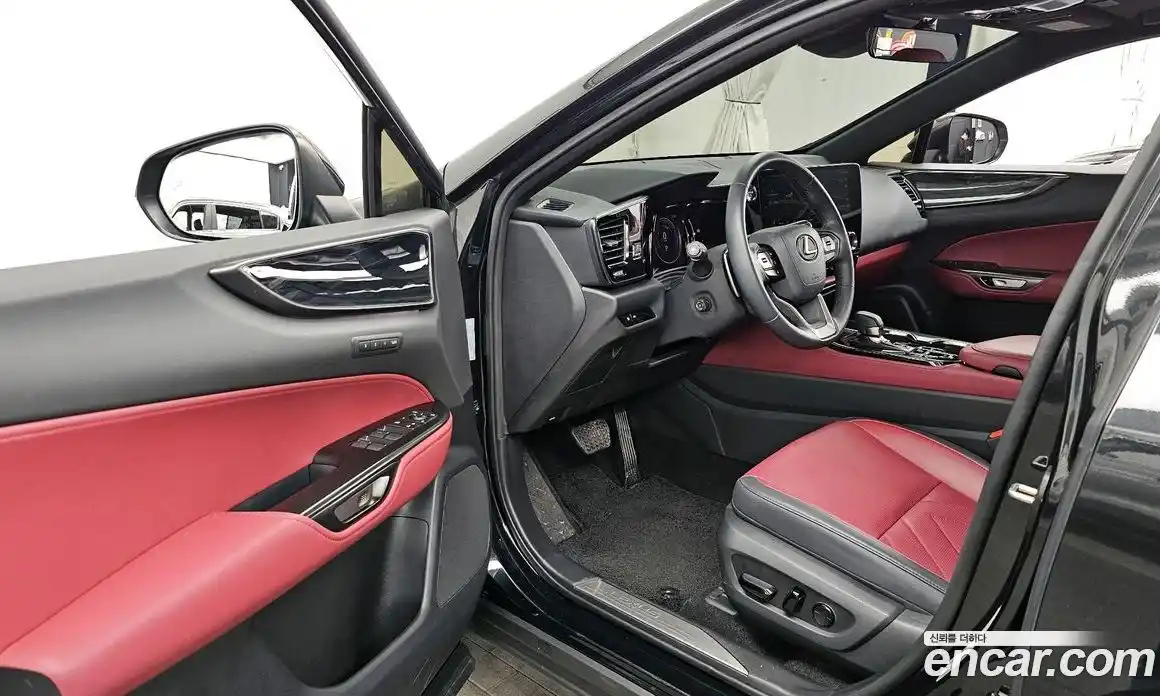 Lexus NX 2024 2.5 гидро в Москве № 168047, фото 10