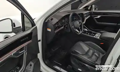 Volkswagen Touareg 2024 3.0 гидро в Москве № 168493, миниатюра 11