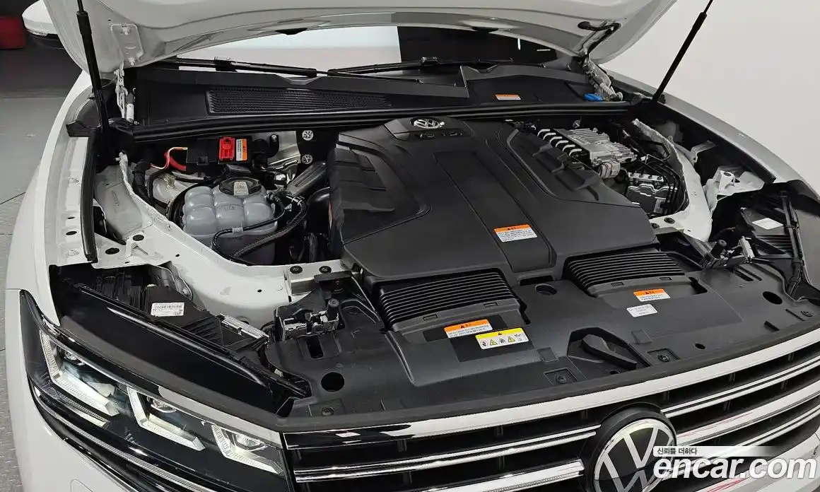 Volkswagen Touareg 2024 3.0 гидро в Москве № 168493, фото 6