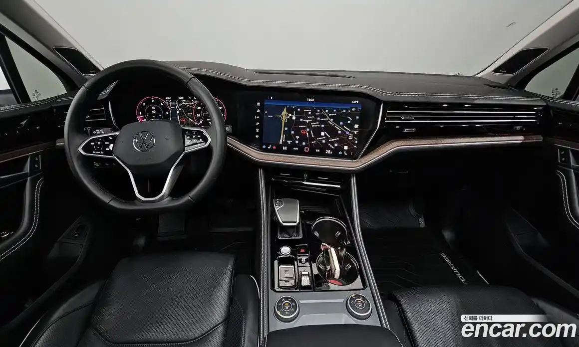 Volkswagen Touareg 2024 3.0 гидро в Москве № 168493, фото 7
