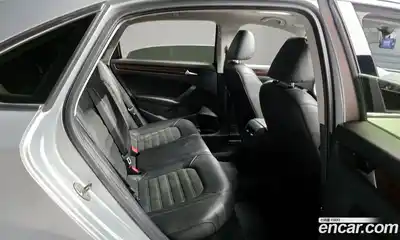 Volkswagen Passat 2013 2.0 гидро в Москве № 168554, миниатюра 12