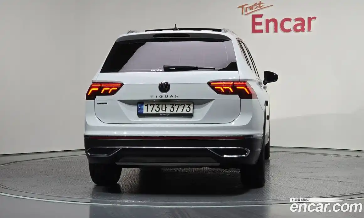 Volkswagen Tiguan 2022 2.0 гидро в Москве № 168654, фото 4