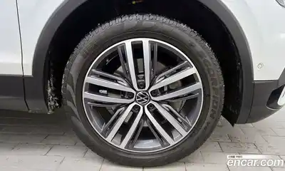 Volkswagen Tiguan 2022 2.0 гидро в Москве № 168654, миниатюра 5