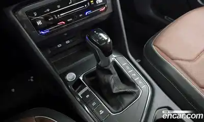 Volkswagen Tiguan 2022 2.0 гидро в Москве № 168654, миниатюра 9