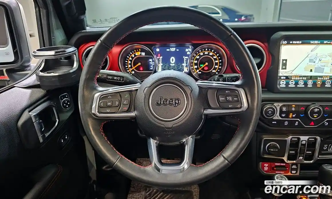 Jeep Wrangler 2023 2.0 гидро в Москве № 169336, фото 13