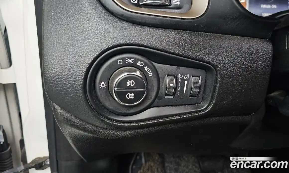 Jeep Renegade 2017 2.0 гидро в Москве № 169765, фото 18