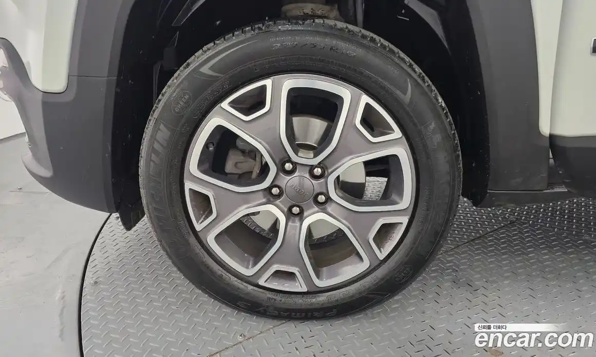Jeep Renegade 2017 2.0 гидро в Москве № 169765, фото 5