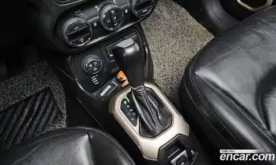 Jeep Renegade 2017 2.0 гидро в Москве № 169765, миниатюра 9