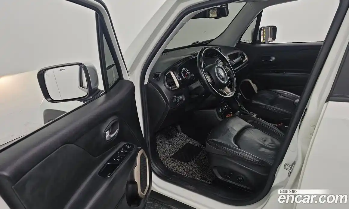 Jeep Renegade 2017 2.0 гидро в Москве № 169765, фото 10