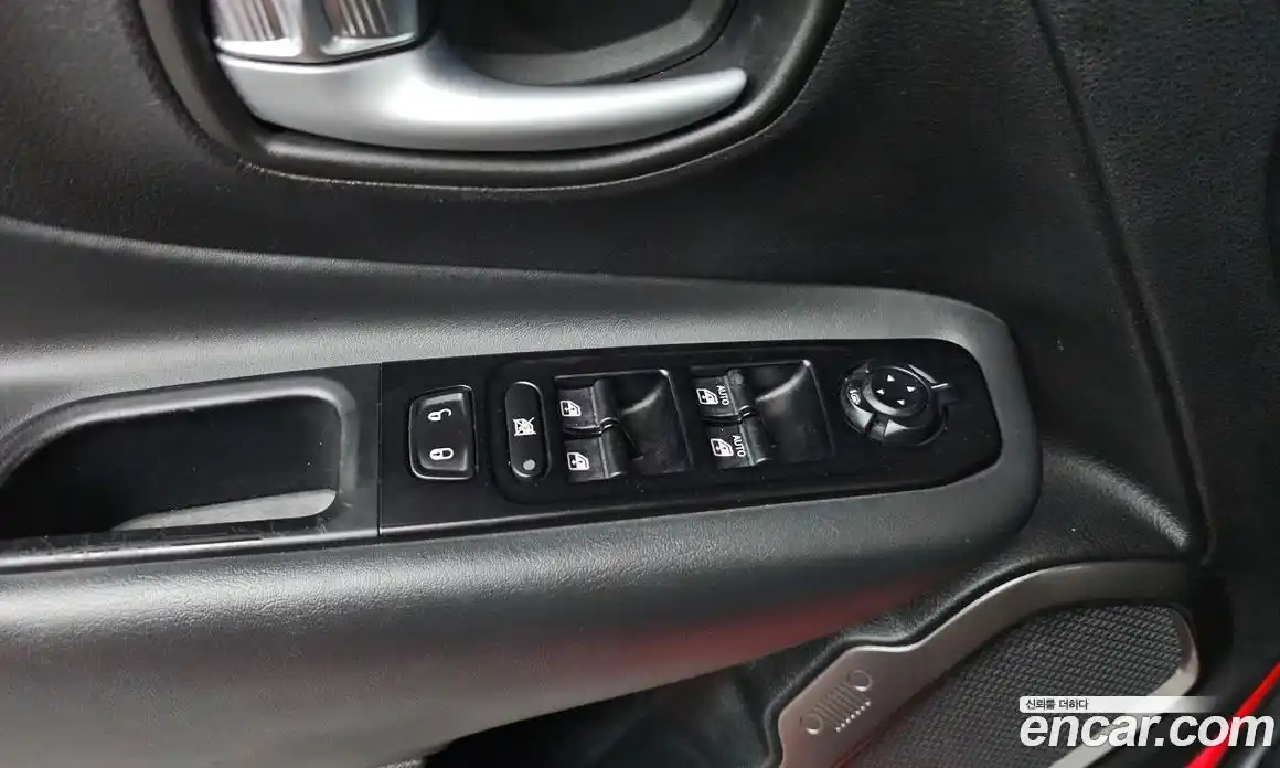 Jeep Renegade 2021 2.4 гидро в Москве № 169812, фото 18