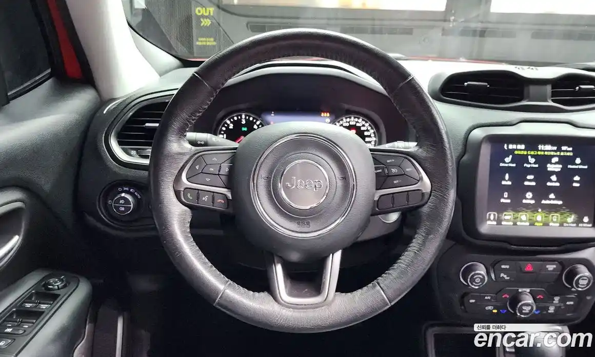 Jeep Renegade 2020 1.6 гидро в Москве № 169835, фото 13