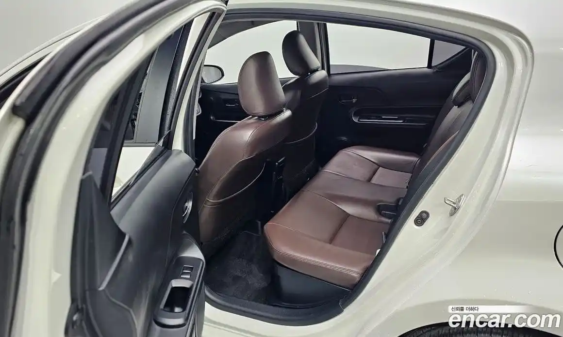 Toyota Prius 2018 1.5 гидро в Москве № 170290, фото 12