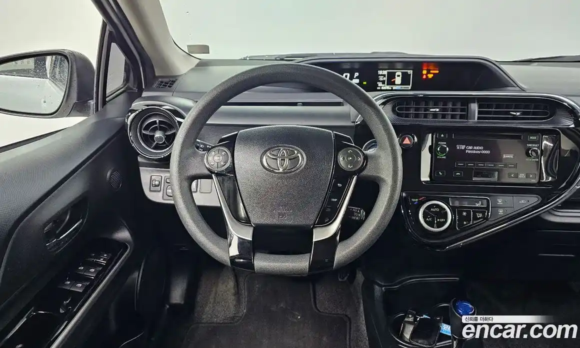 Toyota Prius 2018 1.5 гидро в Москве № 170290, фото 13