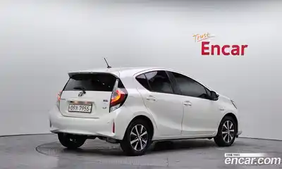 Toyota Prius 2018 1.5 гидро в Москве № 170290, миниатюра 2