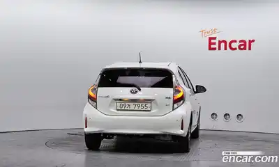 Toyota Prius 2018 1.5 гидро в Москве № 170290, миниатюра 4