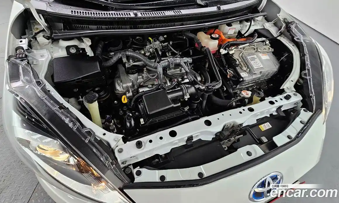 Toyota Prius 2018 1.5 гидро в Москве № 170290, фото 6