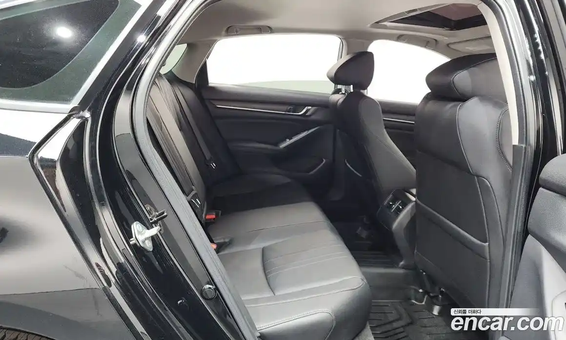 Honda Accord 2019 1.5 гидро в Москве № 170494, фото 12