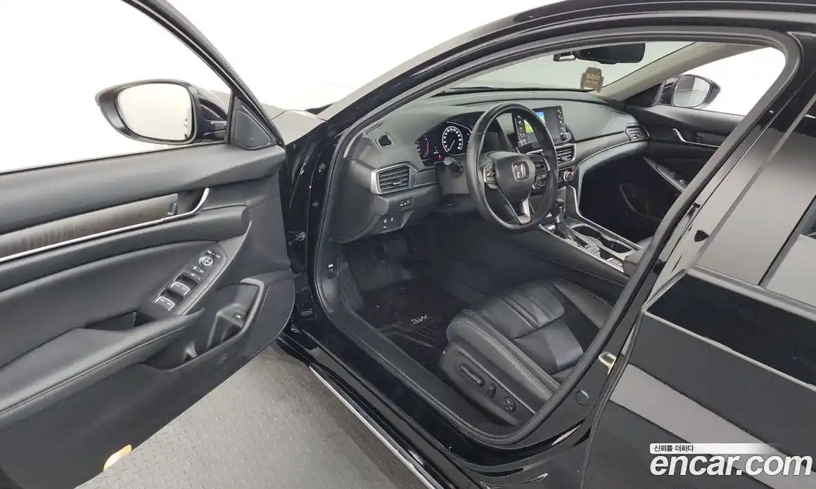 Honda Accord 2019 1.5 гидро в Москве № 170494, фото 10