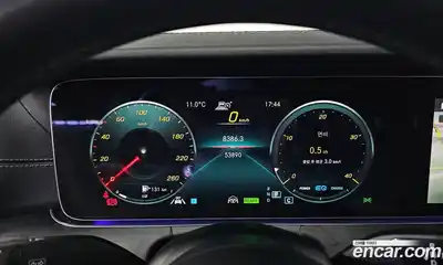 Mercedes-Benz CLS-Class 2022 2.0 гидро в Москве № 183900, миниатюра 8