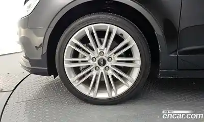 Audi A3 2018 2.0 гидро в Москве № 195719, миниатюра 5