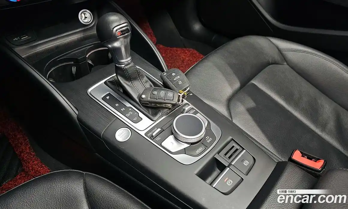 Audi A3 2018 2.0 гидро в Москве № 195719, фото 9