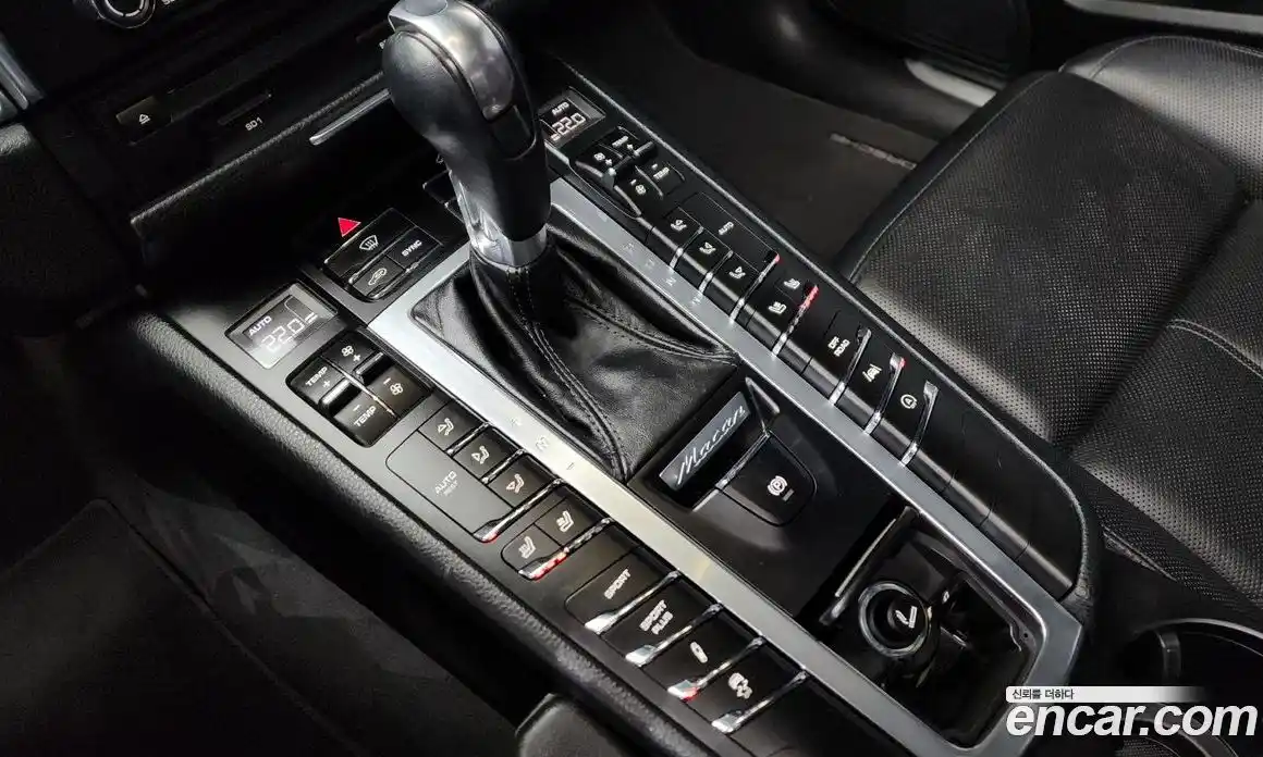 Porsche Macan 2017 3.0 гидро в Москве № 197669, фото 9