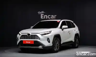 Toyota RAV4, 2025